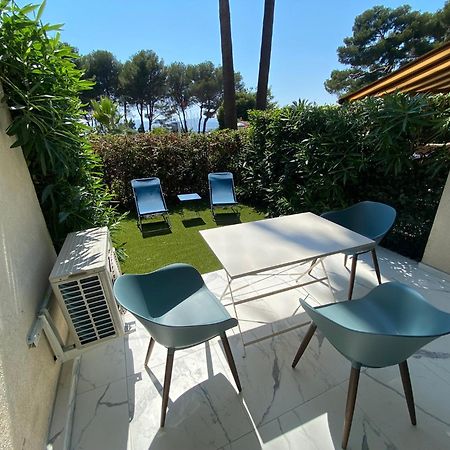 Appartement Face Mer Et Port Santa Lucia Climatise Et Wifi Saint-Raphaël Exterior foto